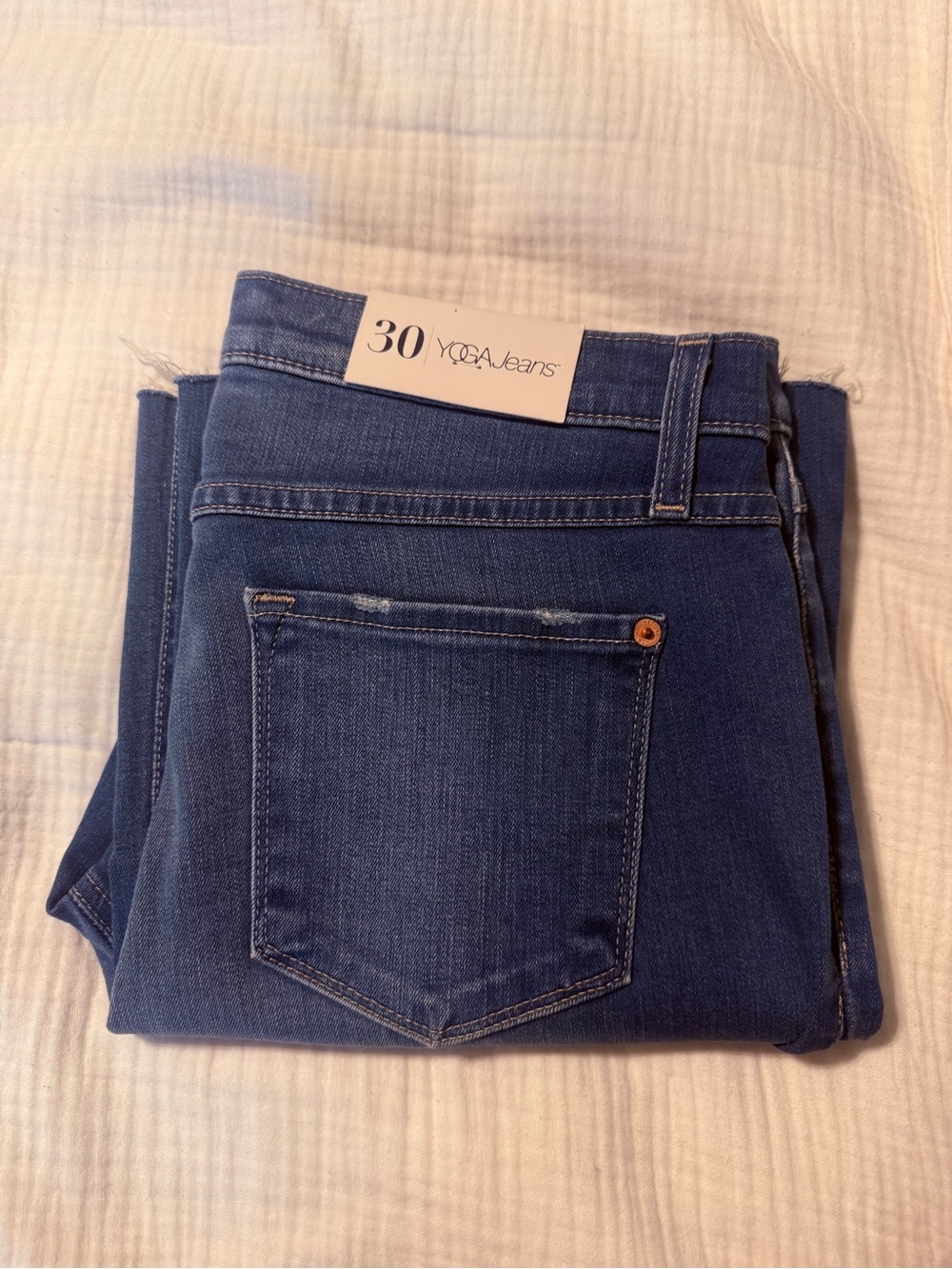 NWT Women's Dark Blue Stretch Yoga Jeans - Size 30
